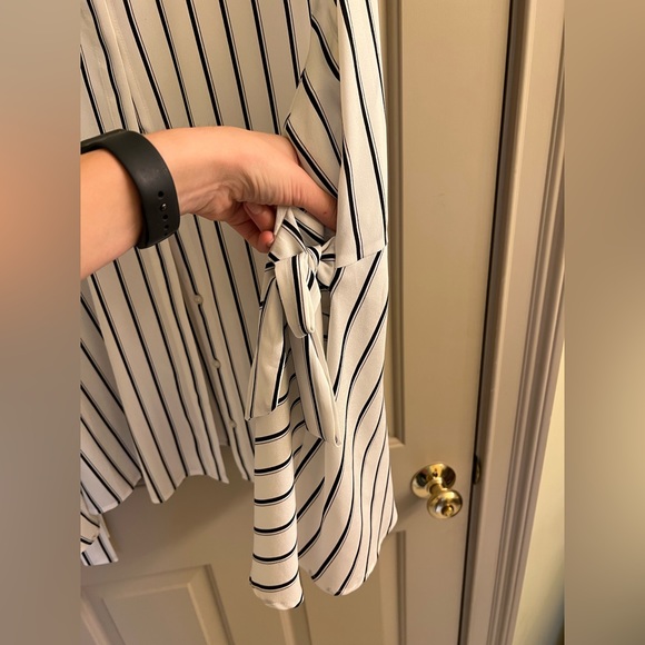 Karl Lagerfeld Striped top - Picture 2 of 4